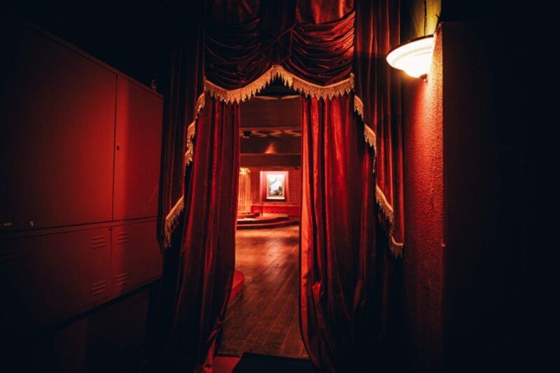 Lisboa - A Morte do Corvo, new immersive theatre, not spoken - Who Should Consider This Tour?