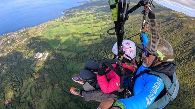 Lisboa: Paragliding Flight - Praia das Bicas - Lisboa: Paragliding Flight - Praia das Bicas