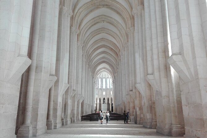 Lisboa to Coimbra, stops in Óbidos, Alcobaça, Batalha and Tomar - The Value of This Experience