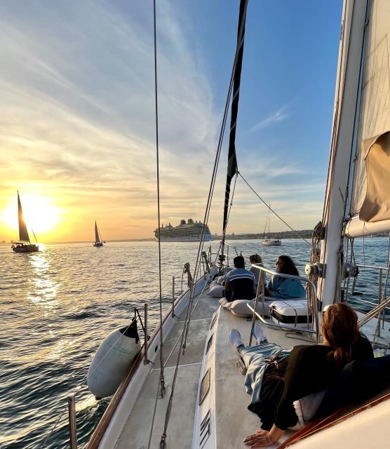 Lisbon: 2H Sunset Boat Cruise Tour with Drinks - Discover the Magic of Lisbon on a 2-Hour Sunset Boat Cruise with Drinks
