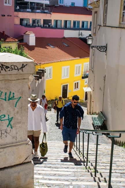 Lisbon: Alfama, Mouraria Walking Tour with Fado Night, Tapas - FAQ