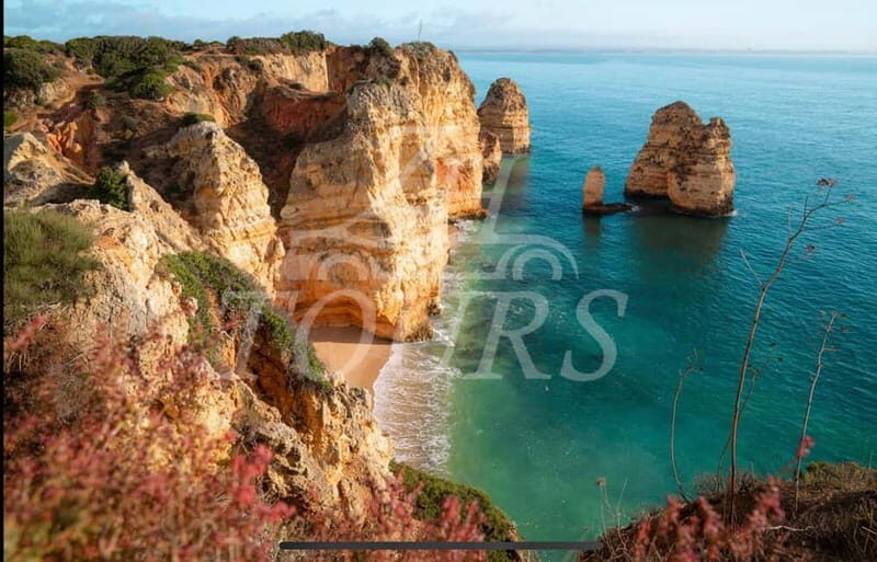 lisbon: algarve, benagil cave, portimao, Lagos private tour. - FAQs