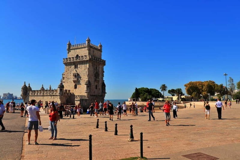 LISBON: Amazing Tuktuk tours with a local portuguese guide - FAQ