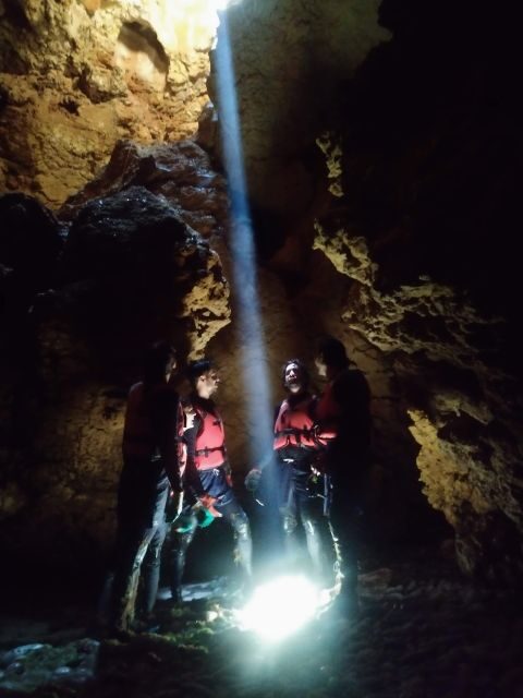 Lisbon: Arrábida Kayak and Coasteering Adventure Tour - Who This Tour Is Best For