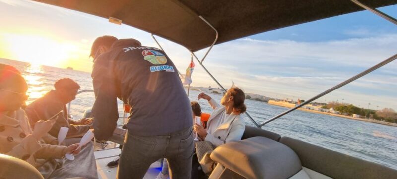 Lisbon: Boat Tour with Champagne - FAQ