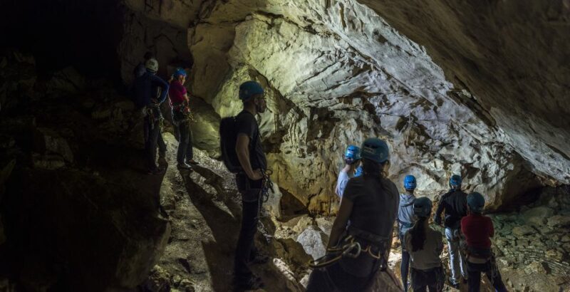 Lisbon: Caving in Arrábida Natural Park, Setubal, Sesimbra - An In-Depth Look at the Experience