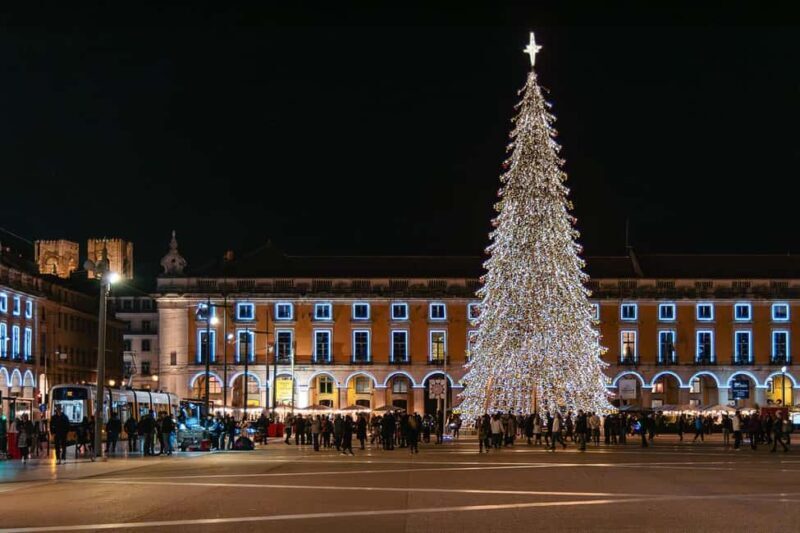 Lisbon: Christmas Lights Private & Flexible Walking Tour - A Deep Dive into the Lisbon Christmas Lights Tour