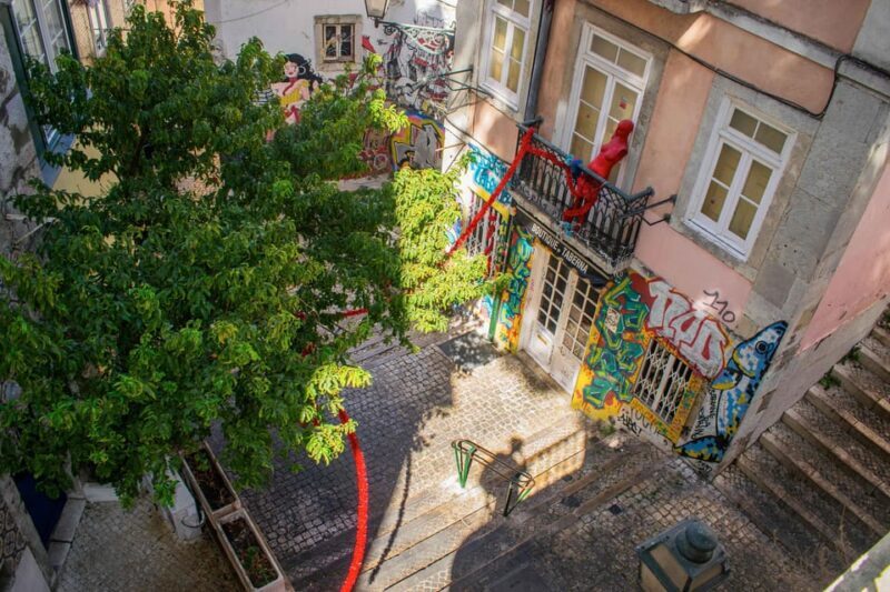 Lisbon: City Highlights Tour with Food Tastings - Who Will Love This Tour?