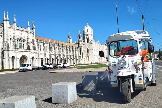 Lisbon Complete Tour! Eco TukTuk Private Guided - A Deep Dive into the Lisbon Complete Tour