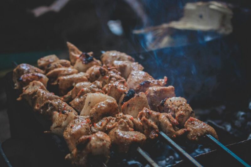 Lisbon: Cruise to the Beach with BBQ, Open Bar and Music - An Authentic Lisbon Water Adventure