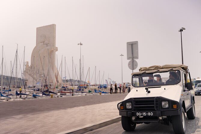 LISBON DAILY TOUR in a Vintage Jeep with FOOD & DRINK Tastings - Starting with the Cristo-Rei Sanctuary