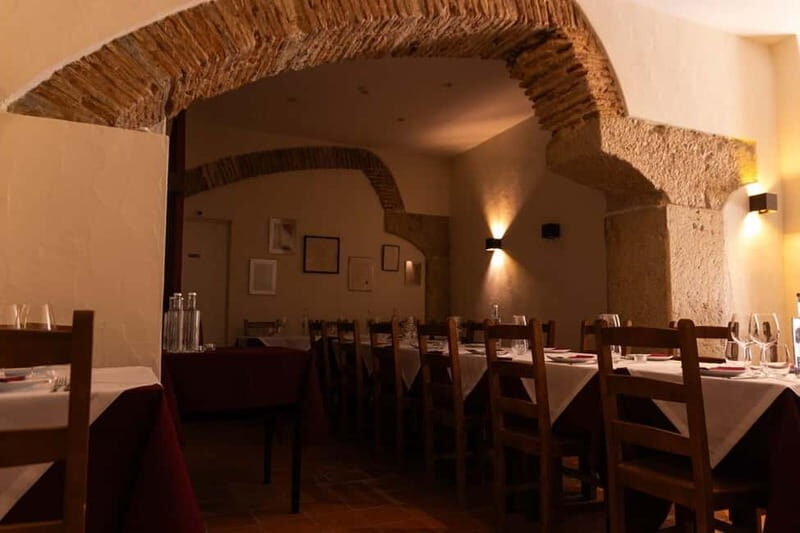 Lisbon: Dinner with Rising Stars of Fado at Canto do Poeta - FAQ