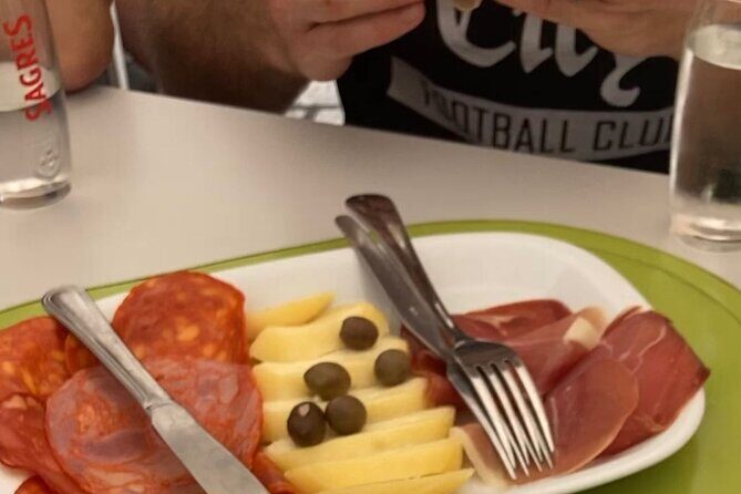 Lisbon E-Bike Guided Food Tour with Five Food Tastings - The Guide and Group Experience