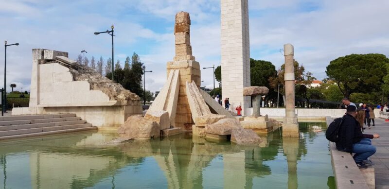 Lisbon: Electric Tuk Tuk Private Tour of the Seven Hills - The Full Itinerary Breakdown