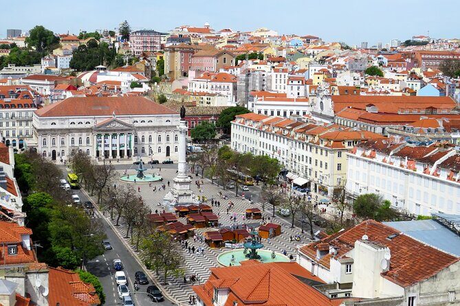 Lisbon Essentials 3h Tour: See, Taste and Learn with a Local - Discover Lisbon in a Fun and Authentic Way