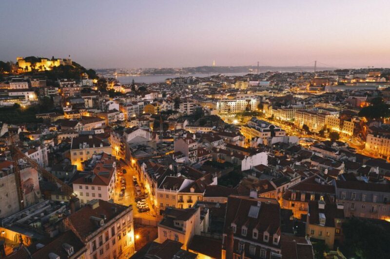 Lisbon: Fado Night Tour Dinner & Show - FAQ