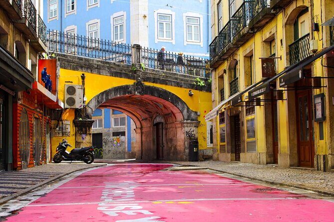 Lisbon: Fatima, Nazare, Obidos, mira de aire cave private tour - Authenticity and Personal Touch