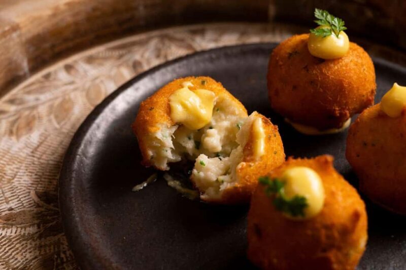 Lisbon: Flavors & Traditions Walking Food Tour - Who Will Love This Tour?