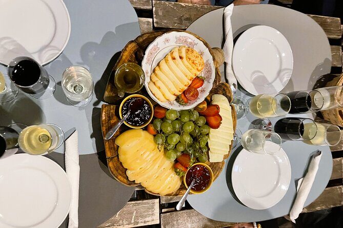 Lisbon Food and Wine Tasting Tour in HIDDEN GEMS (Small Groups) - Key Points