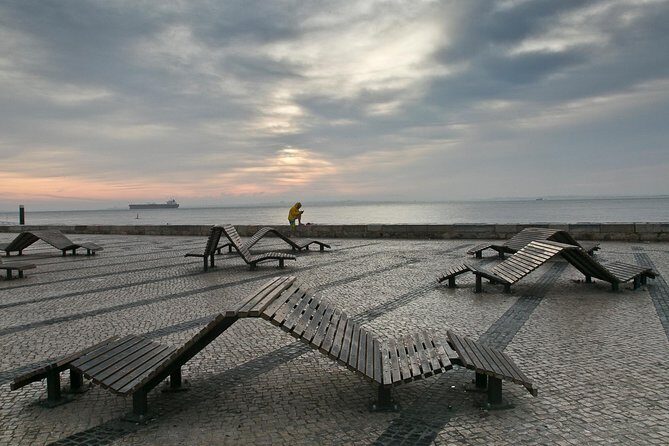 Lisbon From the 1755 Tsunami to the Age of Tourism - Private walking tour - A Deep Dive into Lisbon’s Past and Present