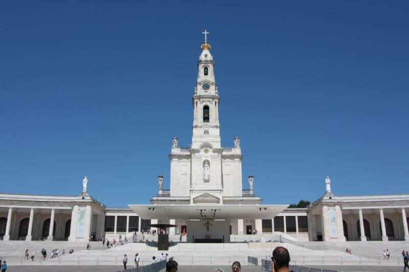 Lisbon: Full-Day Tour of Fátima, Batalha, Nazaré, and Óbidos - Who Will Love This Tour?