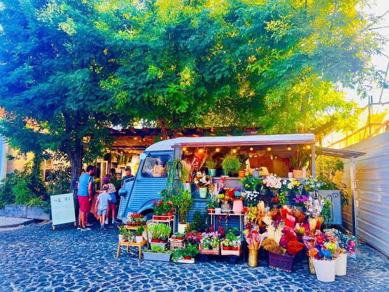 Lisbon: Guided Sightseeing Tour by Tuk Tuk - Exploring Lisbon in a Tuk Tuk: An Unconventional Approach