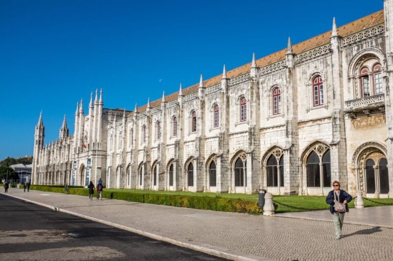 Lisbon: Half-Day City Tour - In The Sum Up