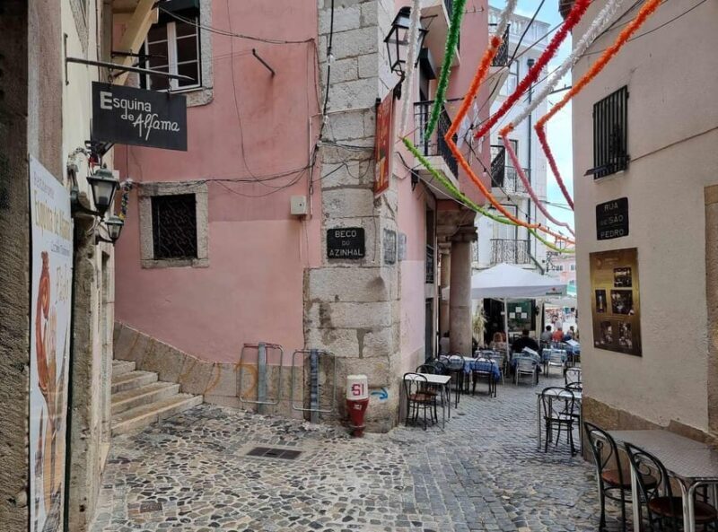 Lisbon: Half Day Guided Tuk-Tuk Tour Old Town - Frequently Asked Questions