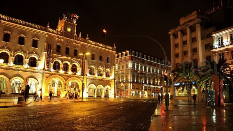 Lisbon: Half-Day Night Group Tour w/ Fado Dinner Show - Experience the Charm of Lisbon at Night with a Fado Dinner Show