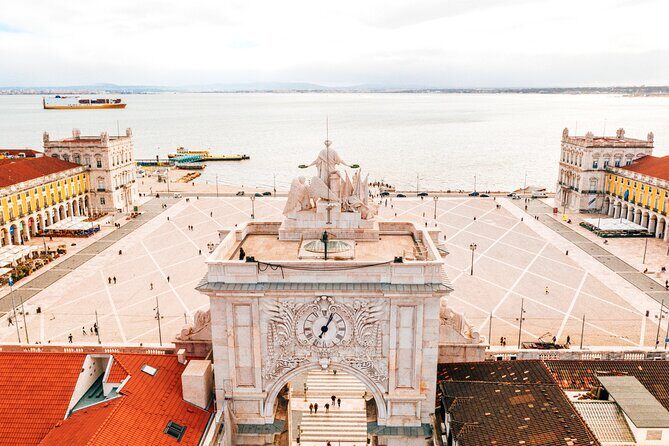 Lisbon Highlights for Newcomers Private Tour - Key Points