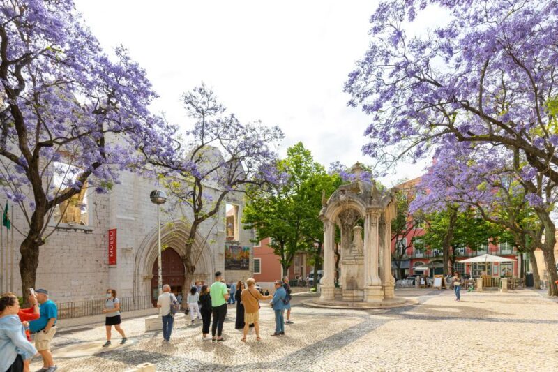 Lisbon: History, Stories and Lifestyle Walking Tour - FAQ