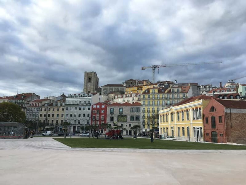 Lisbon Honda Pcx 125cc Rental from 4Hours-7 Days - Exploring Beyond the City: Day Trips & Nearby Attractions