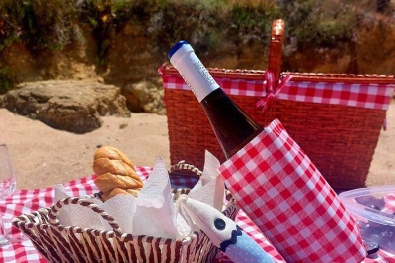 Lisbon: Jeep Beach Tour to Arrábida & Sesimbra with Picnic - The Sum Up