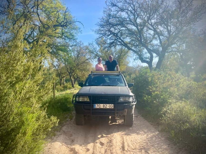 Lisbon - Jeep Tour Arrabida, Sesimbra & Dinossaur Footprints - FAQs
