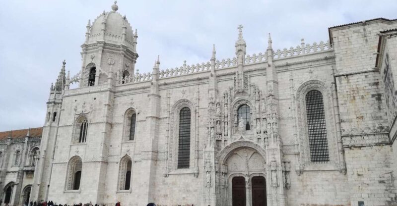 Lisbon: Jerónimos Monastery Guided Tour with Entry Ticket - Practical Details and Tips