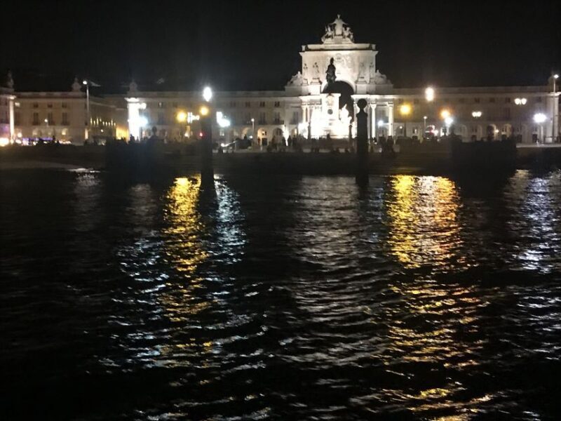 Lisbon: New Year's Eve Fireworks Sail Boat Tour - Frequently Asked Questions