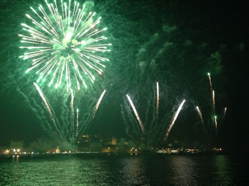 Lisbon: New Years Eve Fireworks Tagus River Sailing Cruise - Lisbon: New Years Eve Fireworks Tagus River Sailing Cruise Review
