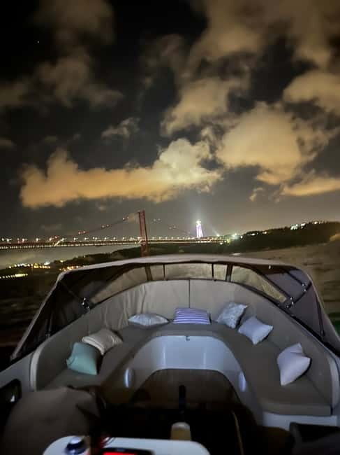 Lisbon: New Year's Eve Private Boat with Open Bar - Who Will Love This Experience?