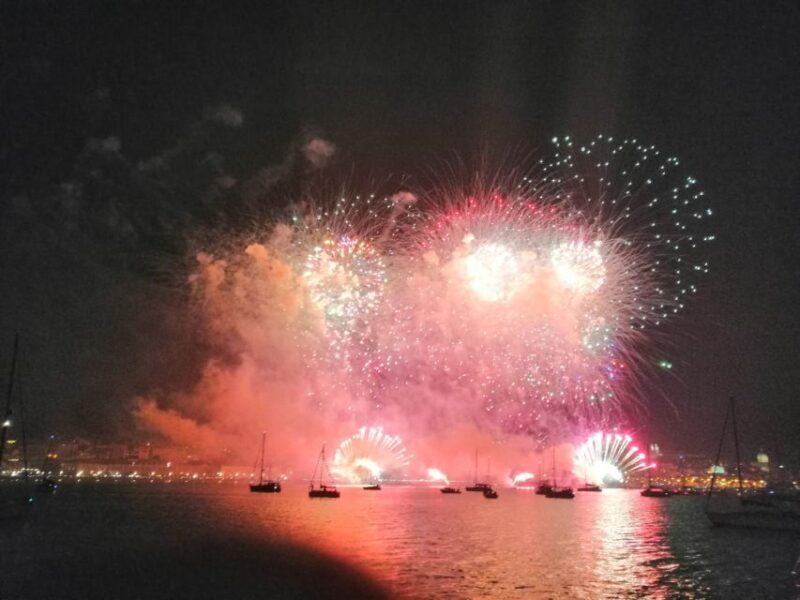 Lisbon: New Year's Eve Tagus River Cruise with Open Bar - The Experience in Detail