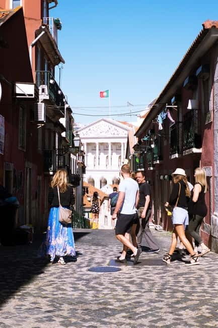 Lisbon: Off the beaten path Downtown Walk with a Local - A detailed look at this Lisbon walk