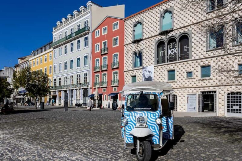 Lisbon: Old City Premium Private Guided Tour by Tuk-Tuk - Discovering Lisbon’s Old City: An In-Depth Look