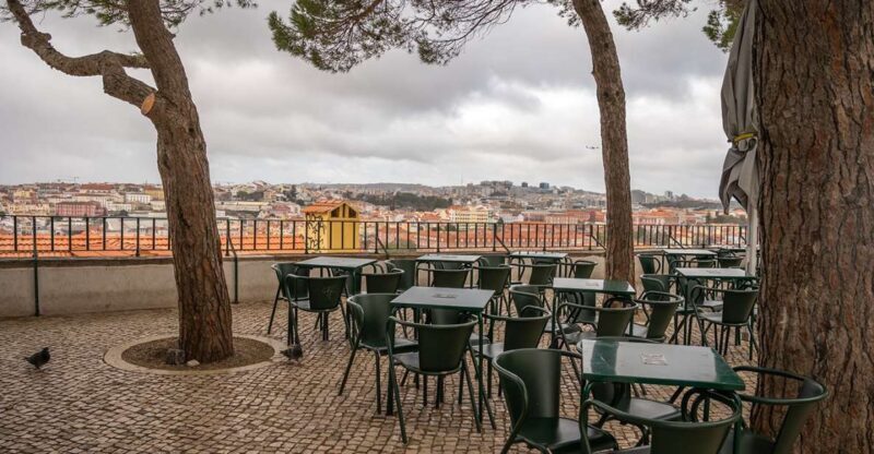 Lisbon: Old Town City Tour by Private Tuktuk - The Experience in Detail