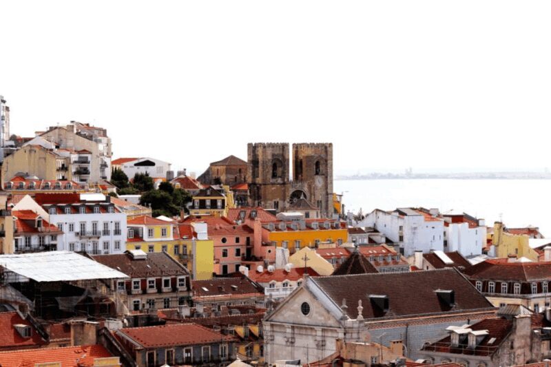 Lisbon: Old Town Tour by Tuk Tuk | Local Guide - Who Should Consider This Tour?