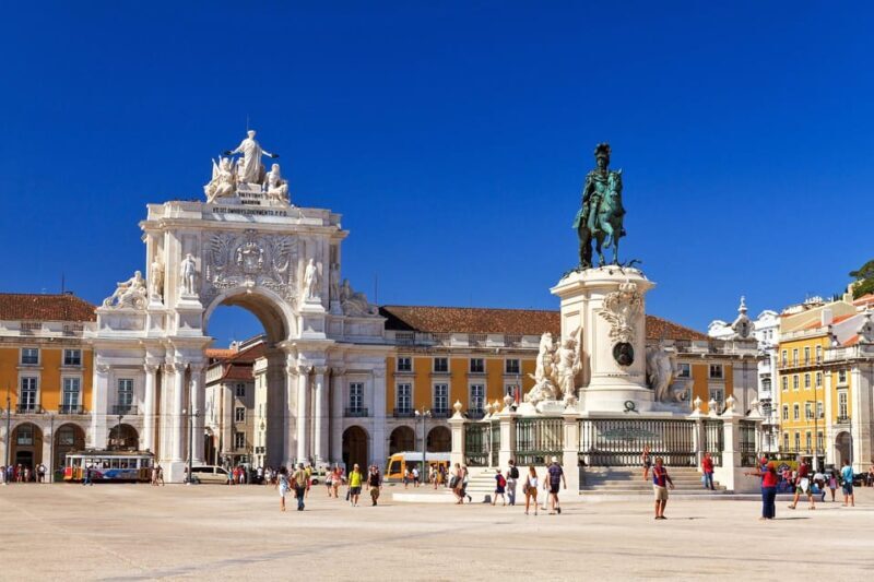 Lisbon: Old Town Walking Tour with River Cruise Tickets - FAQ