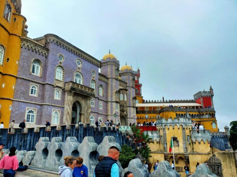 Lisbon: Pena Palace, Qta Regaleira, Moorish Castle & Cascais - Exploring Sintra’s Highlights in Style