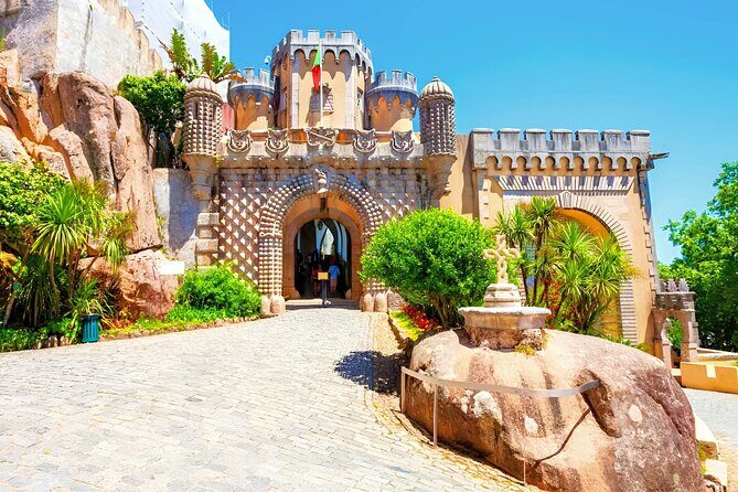 Lisbon: Pena Palace, Sintra CaboRoca Cascais Day Tour Small Group - Why This Tour Works for Travelers