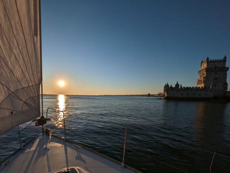 Lisbon: Private Boutique Boat Tour  Sail in Style - The Experience of a Lifetime, with a Purpose