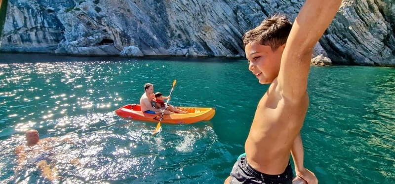 Lisbon: Private Full Day Arrábida & Sesimbra with Boat Tour - The Sum Up
