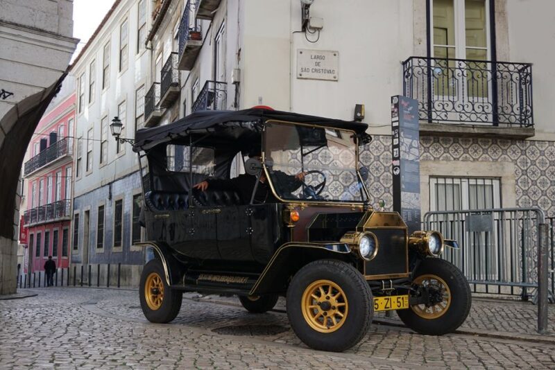 Lisbon: Private Guided Tuk-Tuk Tour with Hotel Pickup - A Deeper Dive into the Lisbon Tuk-Tuk Experience