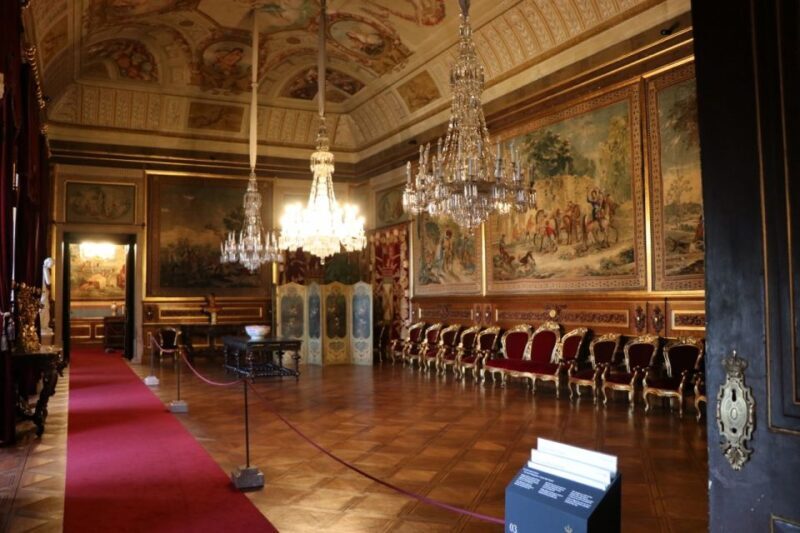 Lisbon: Private Historical Tour to Queluz and Ajuda Palaces - Exploring Lisbon’s Hidden Gems: Private Tour to Queluz and Ajuda Palaces